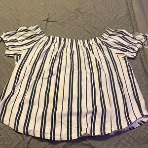 Used stopped H&M blouse